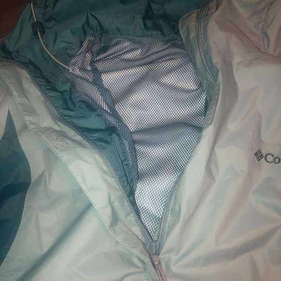 Columbia Hooded Zip Up Rain Jacket - Picture 3 of 5